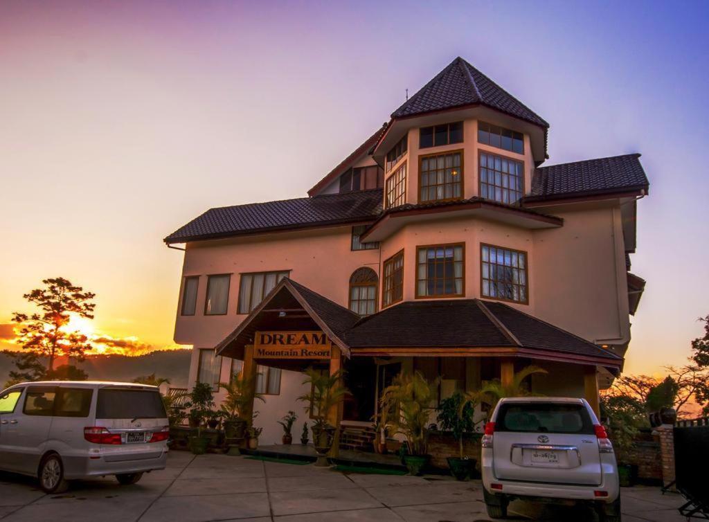 ดรีม เม้าเท่น รีสอร์ต Hotel กาลอว์ ภายนอก รูปภาพ